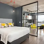 Wex1 Living - Serviced Apartments